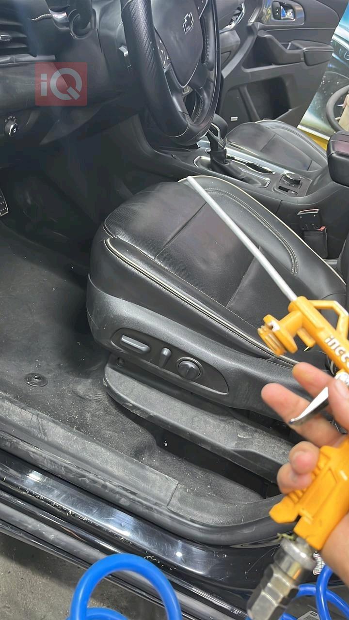 کرایسلەر 300